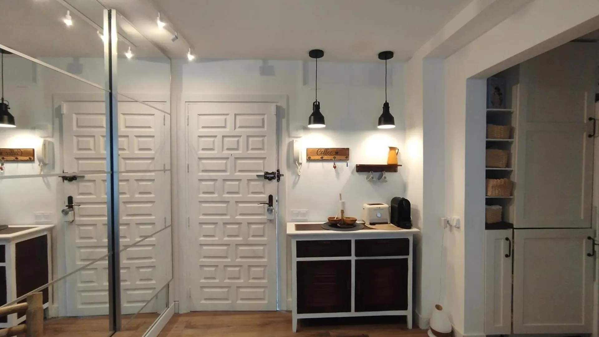 New Palm Centro Urbano Marbella Wi-Fi Terraza Apartman 0*,  Spanyolország